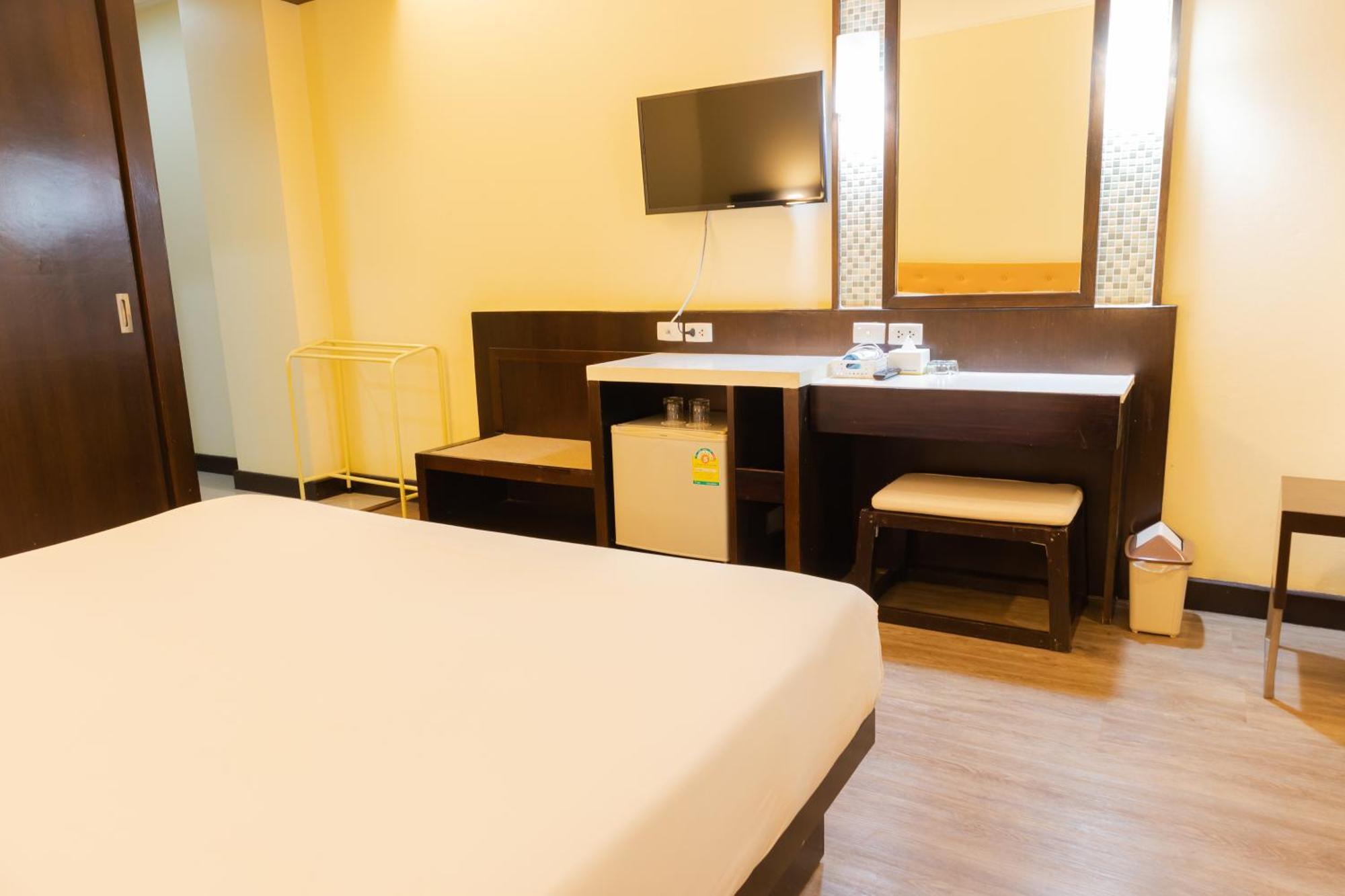 โรงแรม ซิตี้พาร์ค โคราช City Park Hotel Nakhonratchasima Екстериор снимка