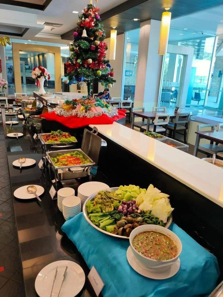 โรงแรม ซิตี้พาร์ค โคราช City Park Hotel Nakhonratchasima Екстериор снимка